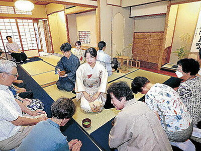加賀茶道の地で再会誓う　 金沢全国学生大茶会が閉幕　２日間で１７７１人が堪能