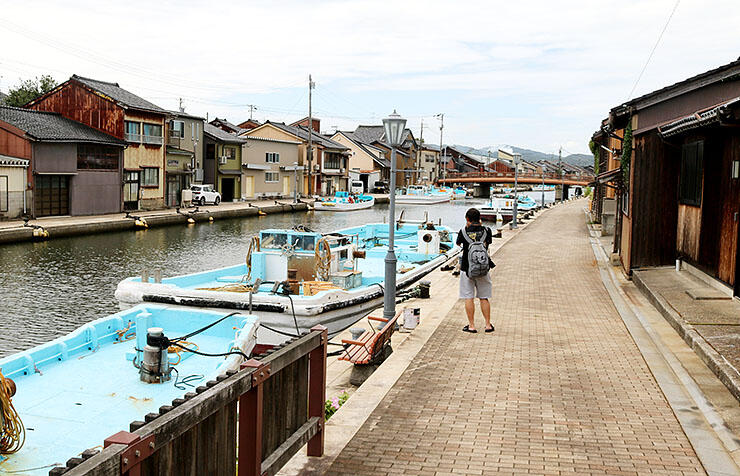 射水市新湊地域を流れ、「日本のベニス」と呼ばれる内川