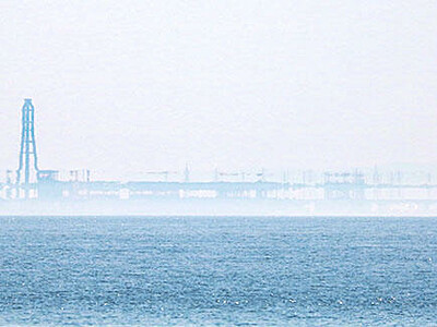 蜃気楼 変化はっきり　魚津の海岸、１年ぶりＢランク