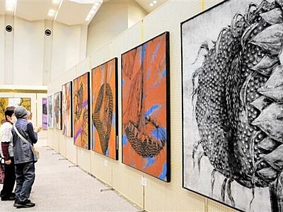 大輪のヒマワリを画面いっぱいに...敦賀の洋画家・伊藤さんが個展