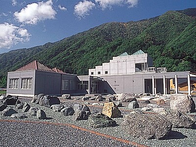 大鹿村中央構造線博物館